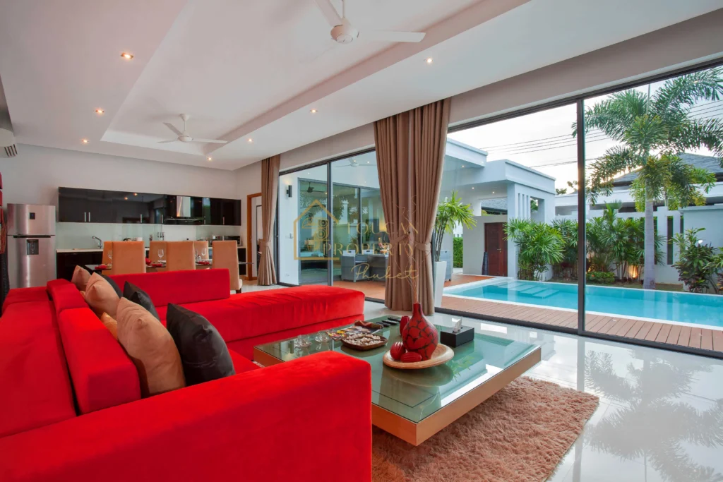 Modern Pool Villa 3 Bedrooms in Rawai